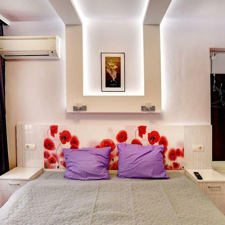 Spacious And Stylish Apartment In The Heart Of Sofia Plus Parking Exterior foto